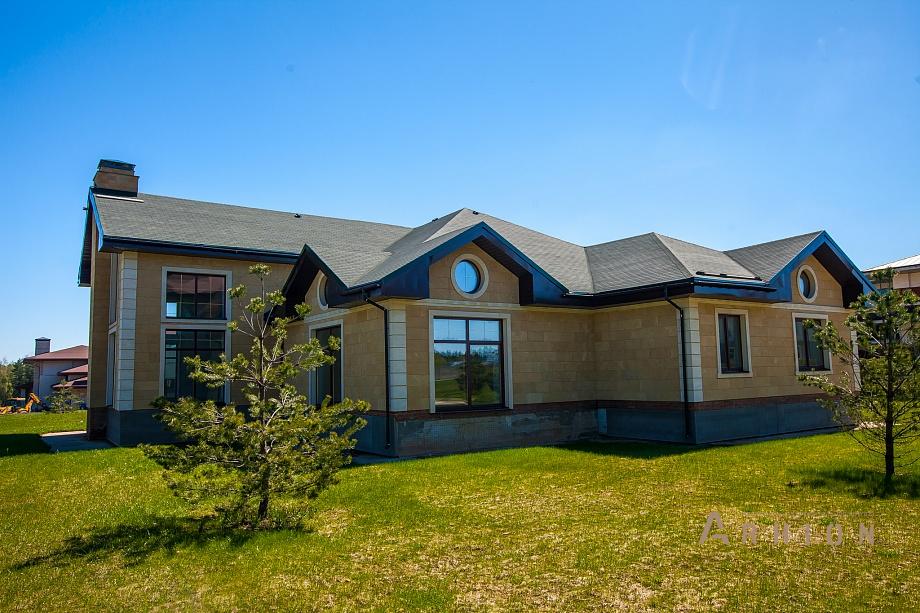 14. Проект одноэтажного дома в классическом стиле с многоскатной кровлей, SOV-12, площадью - 422 кв c мансардой, терассой, эркером, вторым светом